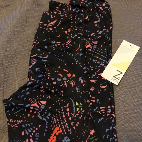 👀HP👀 Zella girl Live In pocket leggings - Picture 4 of 7